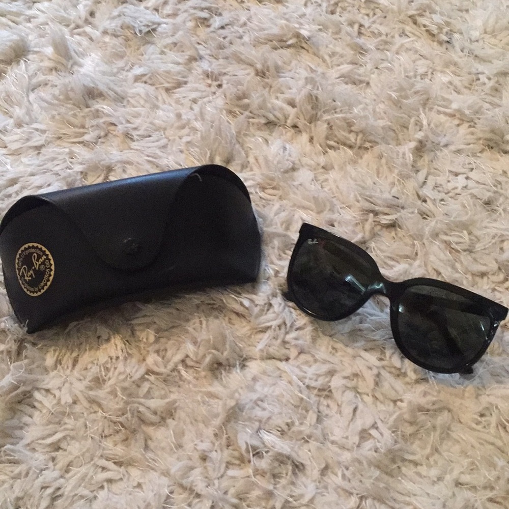 Rayban Black Cats